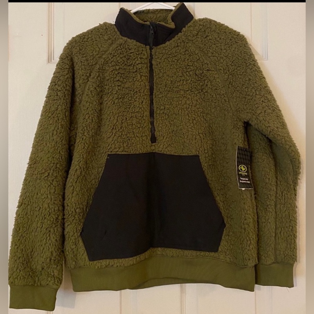New- Athletic Works Half Zip Fleece Pullover 
Boy’s XL(14-16)